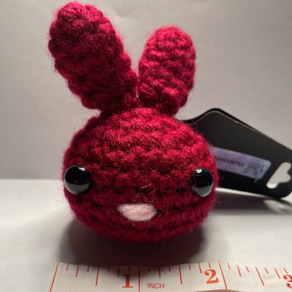 CROCHET MINI MOCHIBUN KEYCHAIN- BURGUNDY